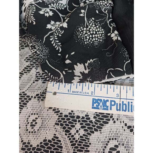 Vintage Floral Print Halterneck Sleeveless Blouse - Picture 12 of 13